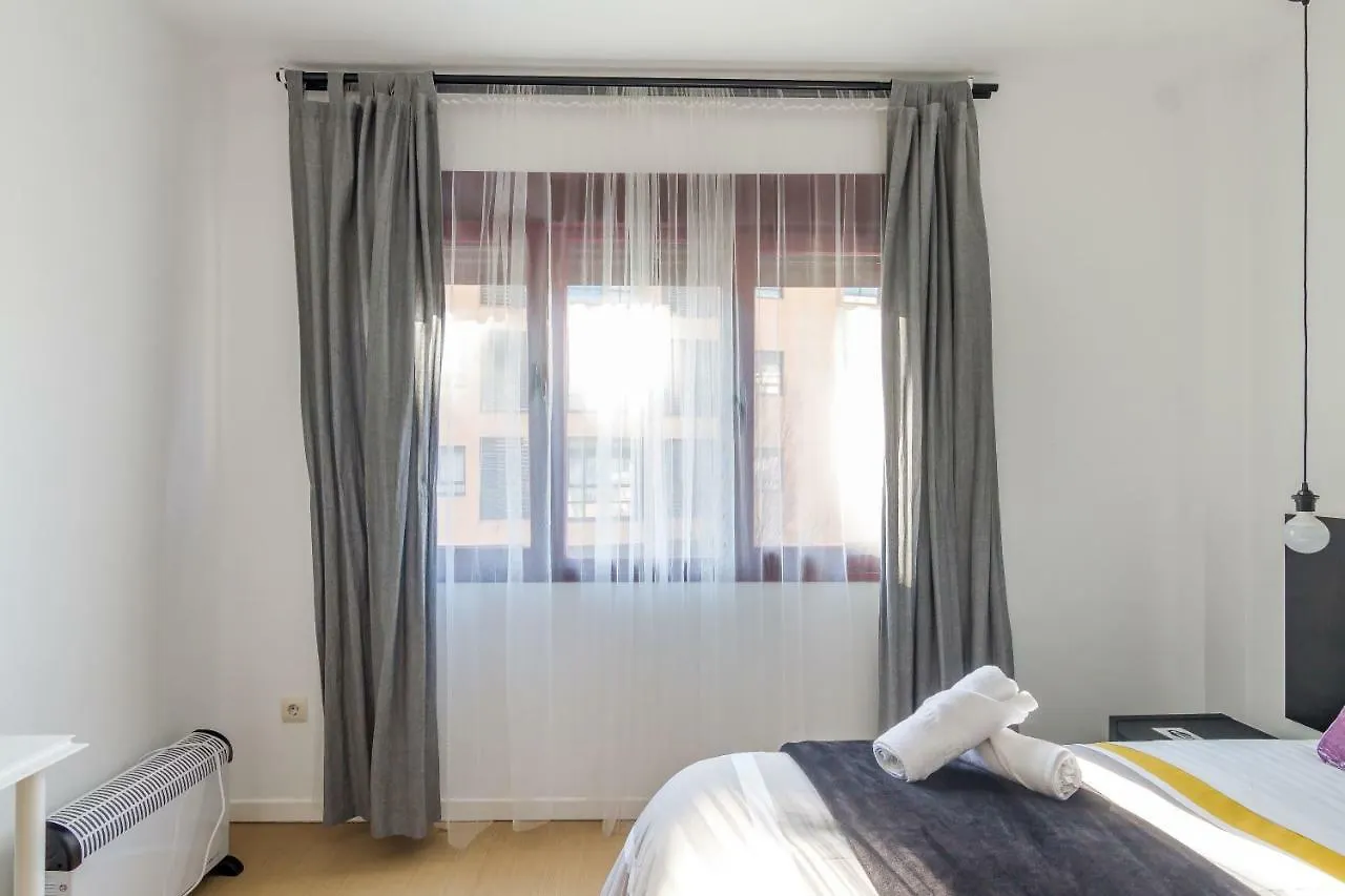 Ayz Javier Cabrini - Auto Check-In Property Madryt