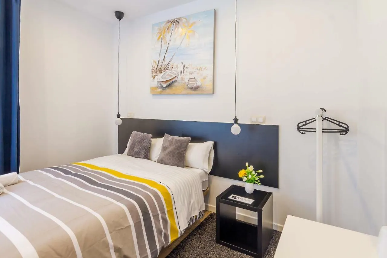 Ayz Javier Cabrini - Auto Check-In Property Madrid